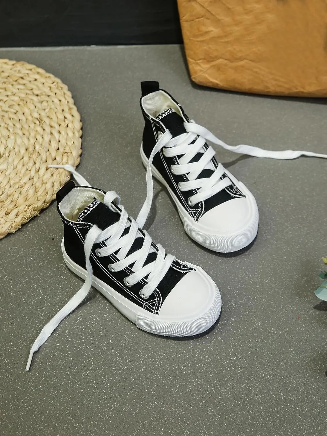 Boys and Girls High Top lace-up Kids' Espadrcanvas Shoes Back-to-School Season Little White Shoes Teen Classic Kids' Sneakers Tennis Shoes Baby Skate Shoes