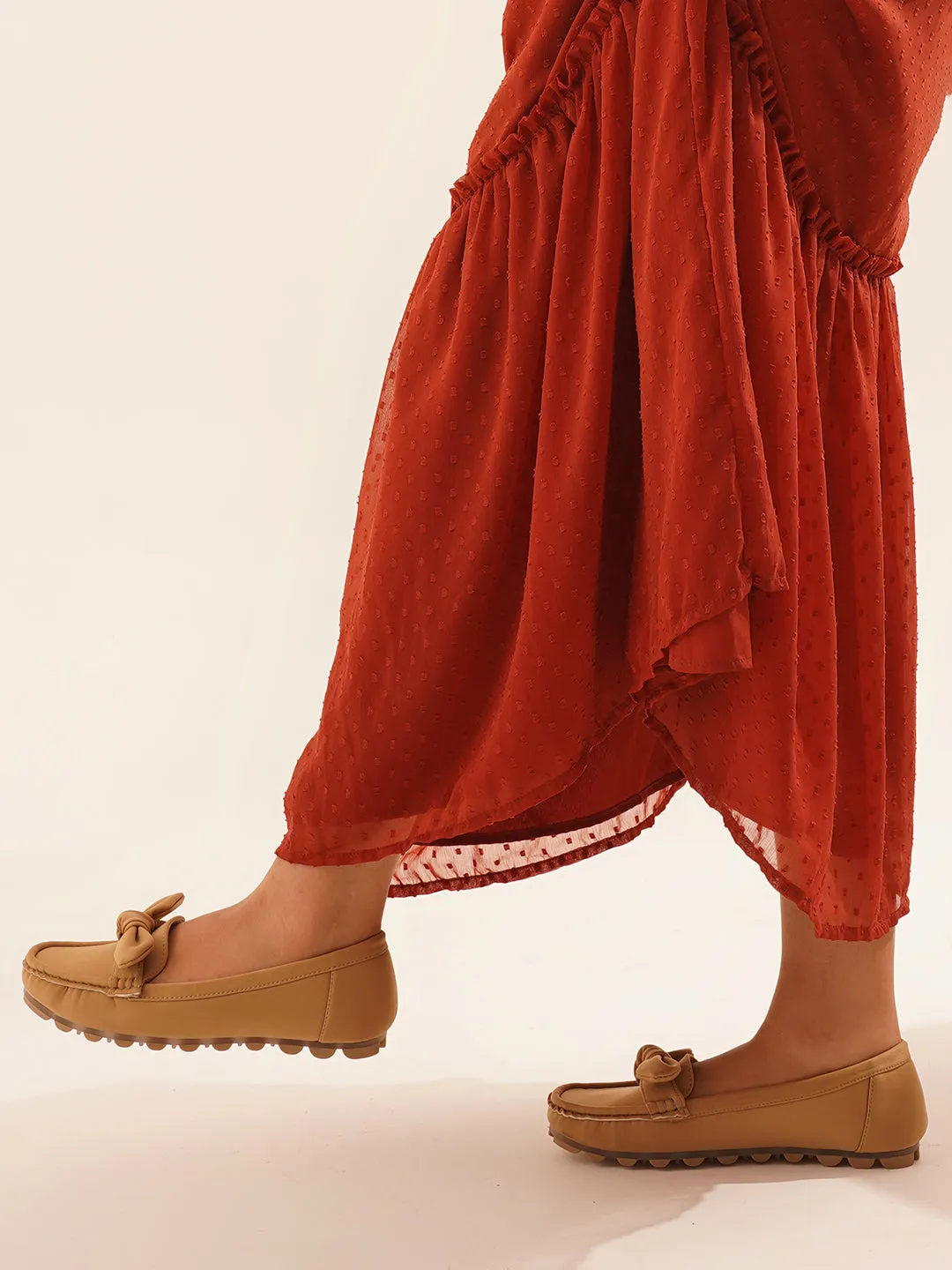 Chic Loafers with Knotted Bow Detail