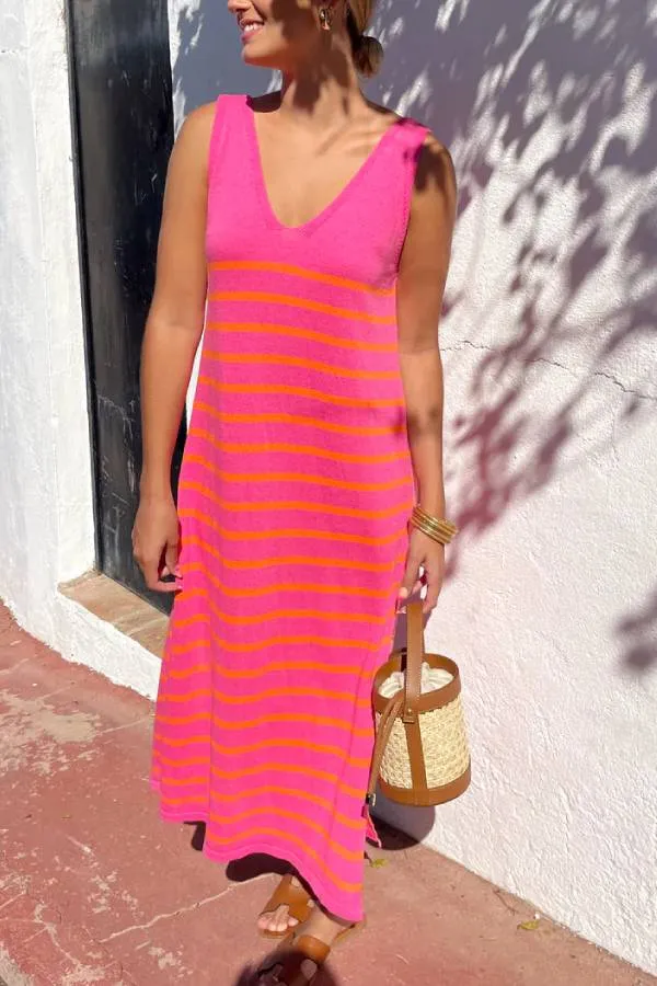 Eye-catching Fine Line Fluid Knit Dress Value-packed