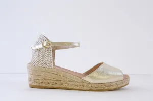 GAIMO- SEDAL MEDIUM WEDGE SANDAL - GOLD