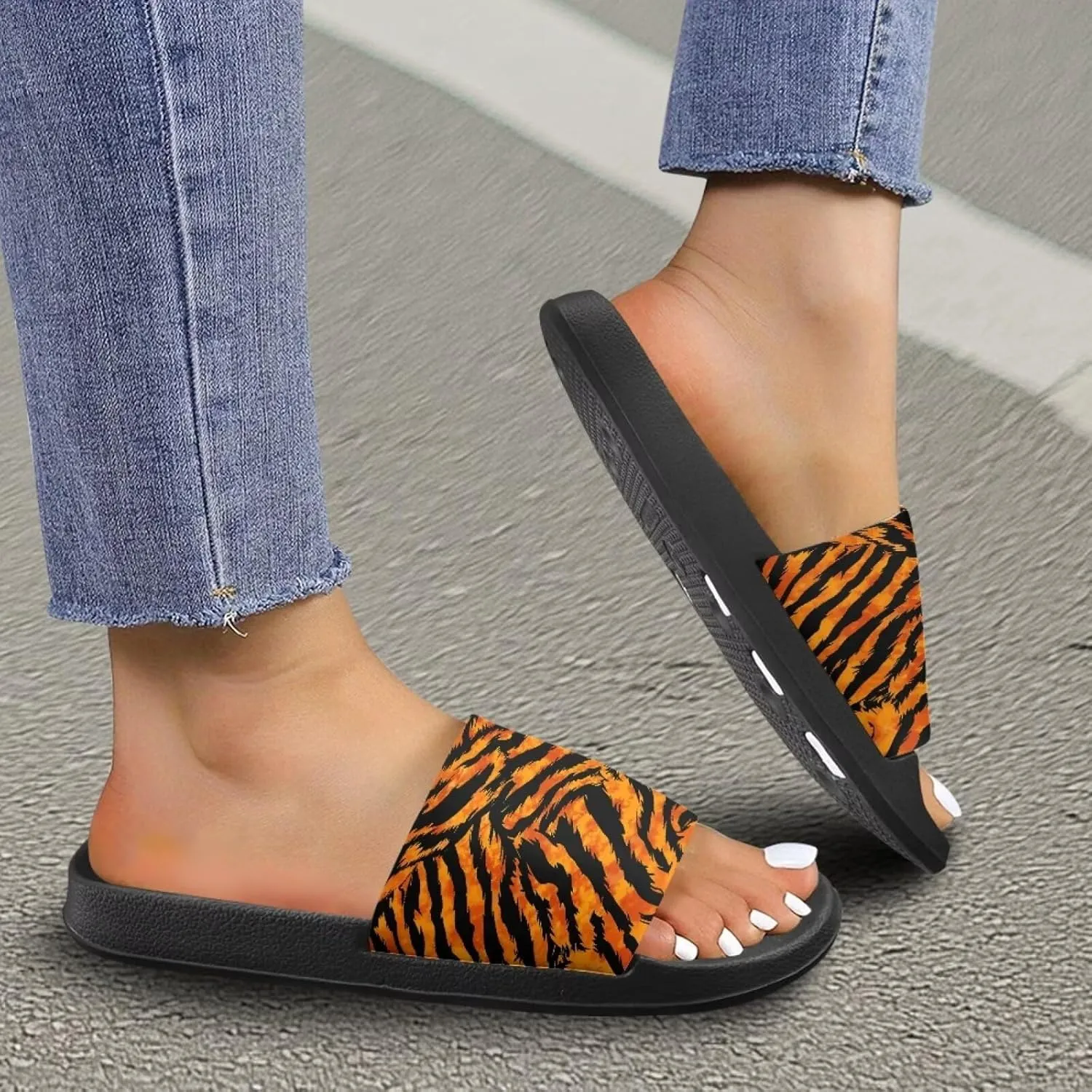 JoyLamoria Animal Print Sandals House Slides Women Cozy Pillow Slippers Soft Non-Slip Beach Pool Bathroom Lightweight Summer Fashionable