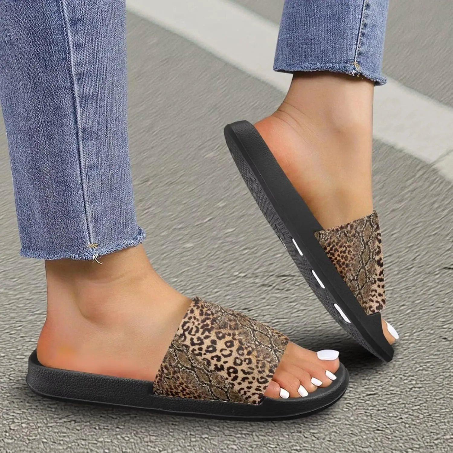 JoyLamoria Animal Print Sandals House Slides Women Cozy Pillow Slippers Soft Non-Slip Beach Pool Bathroom Lightweight Summer Fashionable