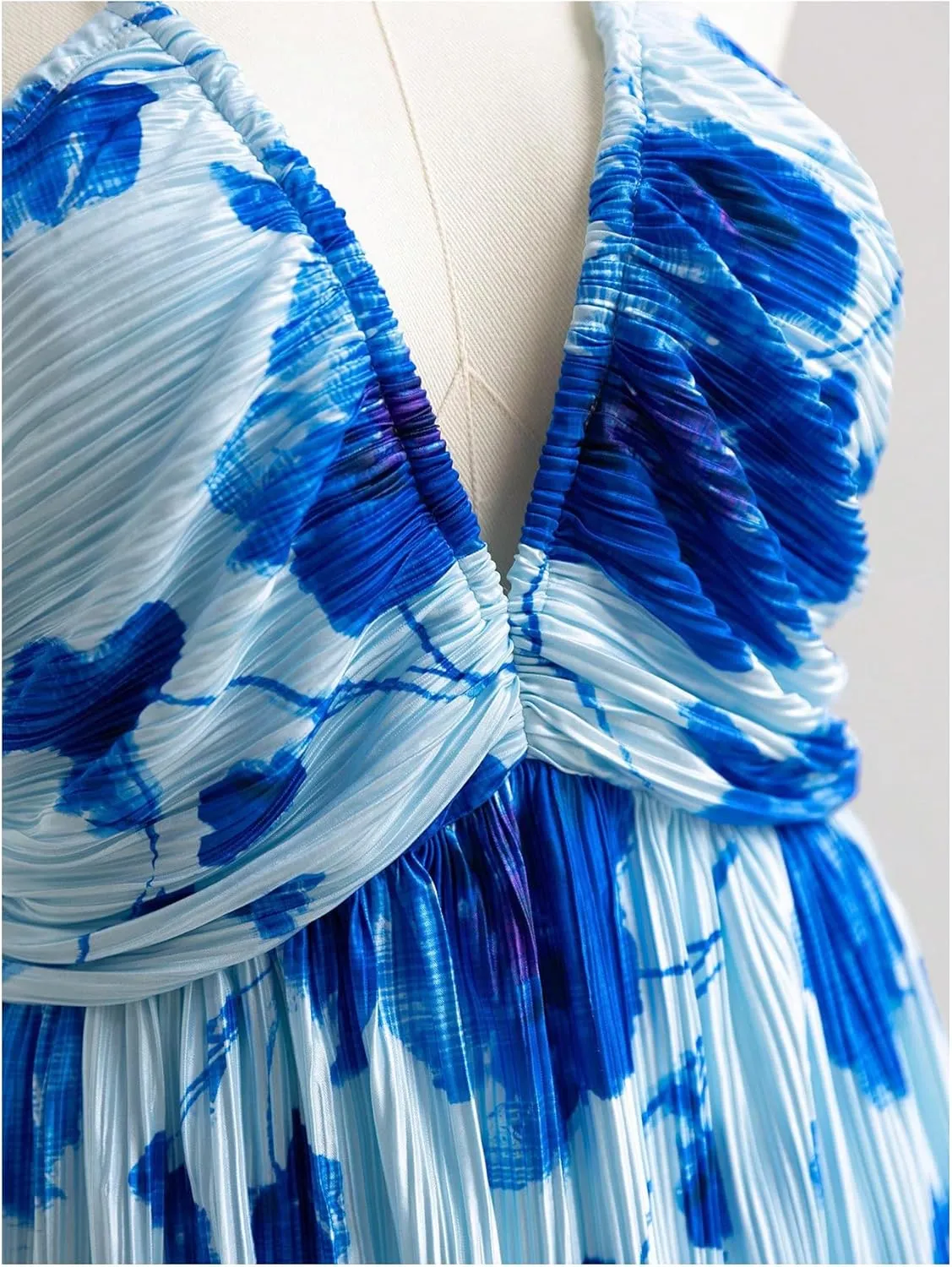 MakeMeChic Women's Plus Size Floral Tie Dye Halter Dress Open Back A Line Mini Dresses