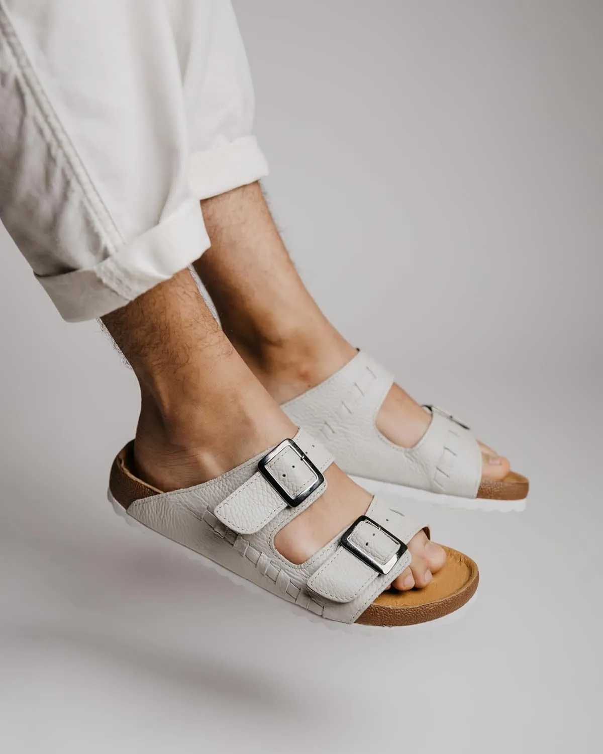 Mexico en la Piel Men's Handmade Leather Huarache Sandals - Flats, Double Buckle Adjustable Closure, Open-Toe Design, EVA Sole, Casual and Comfortable Shoes for Daily Wear