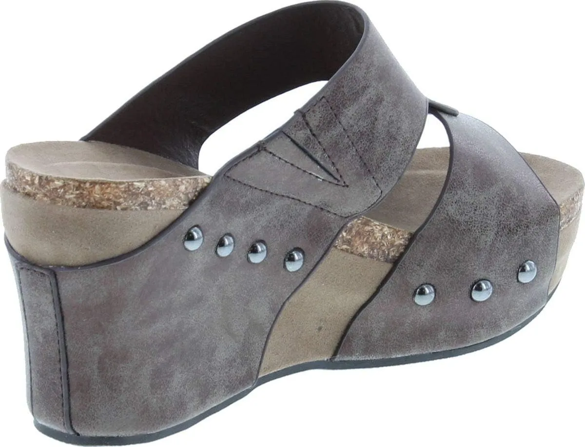 Pierre Dumas Women's Hester-7 Studded Platform Wedge