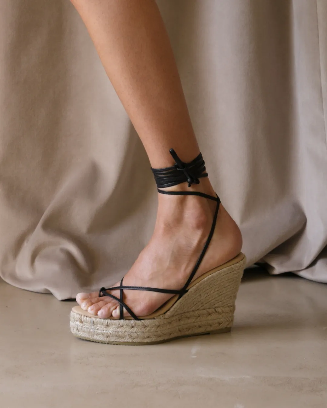 Sienna Leather Thongs Lace-Up|Wedge Espadrilles - M13WR -  Alex Rivière Studio x Manebí Black