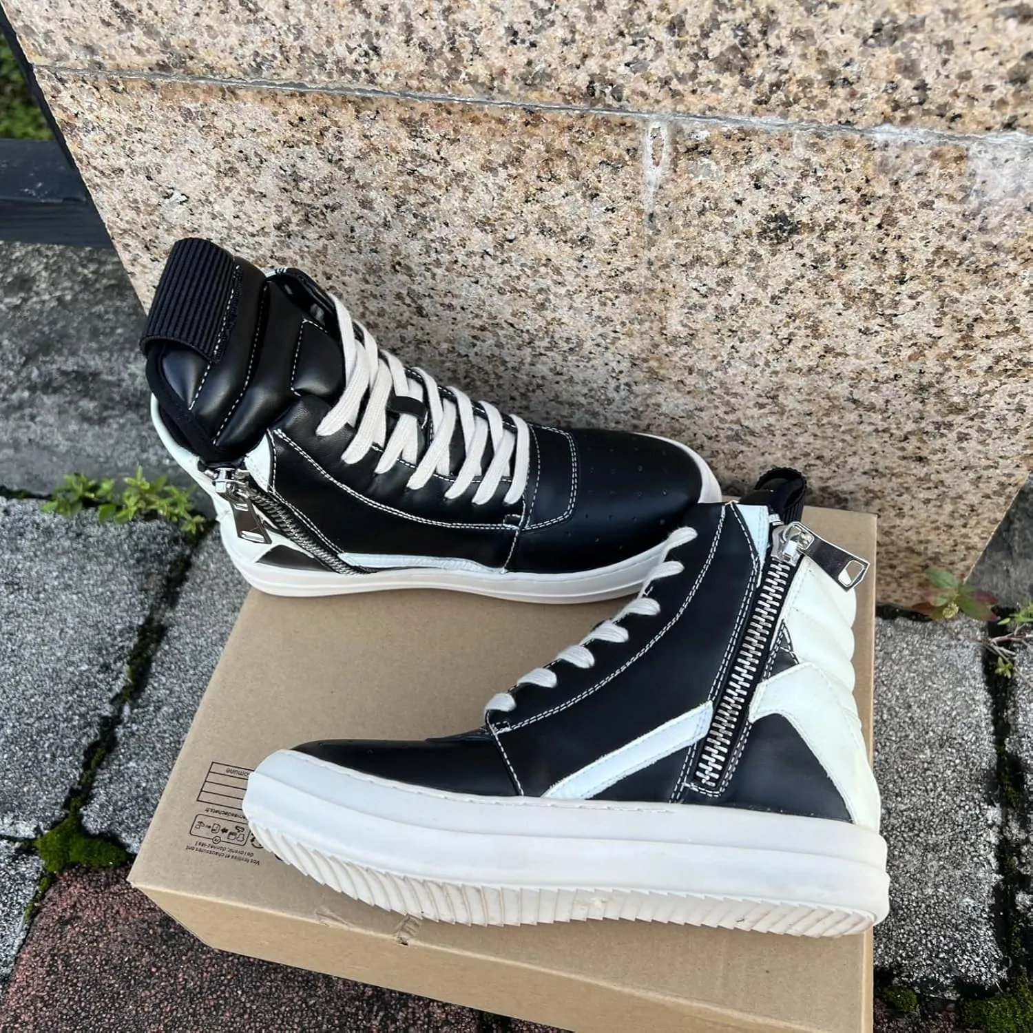 Street Style Vintage Women High-top Sneakers Soft Leather with Zipper Retro Fashion Unisex Trainers Shoes