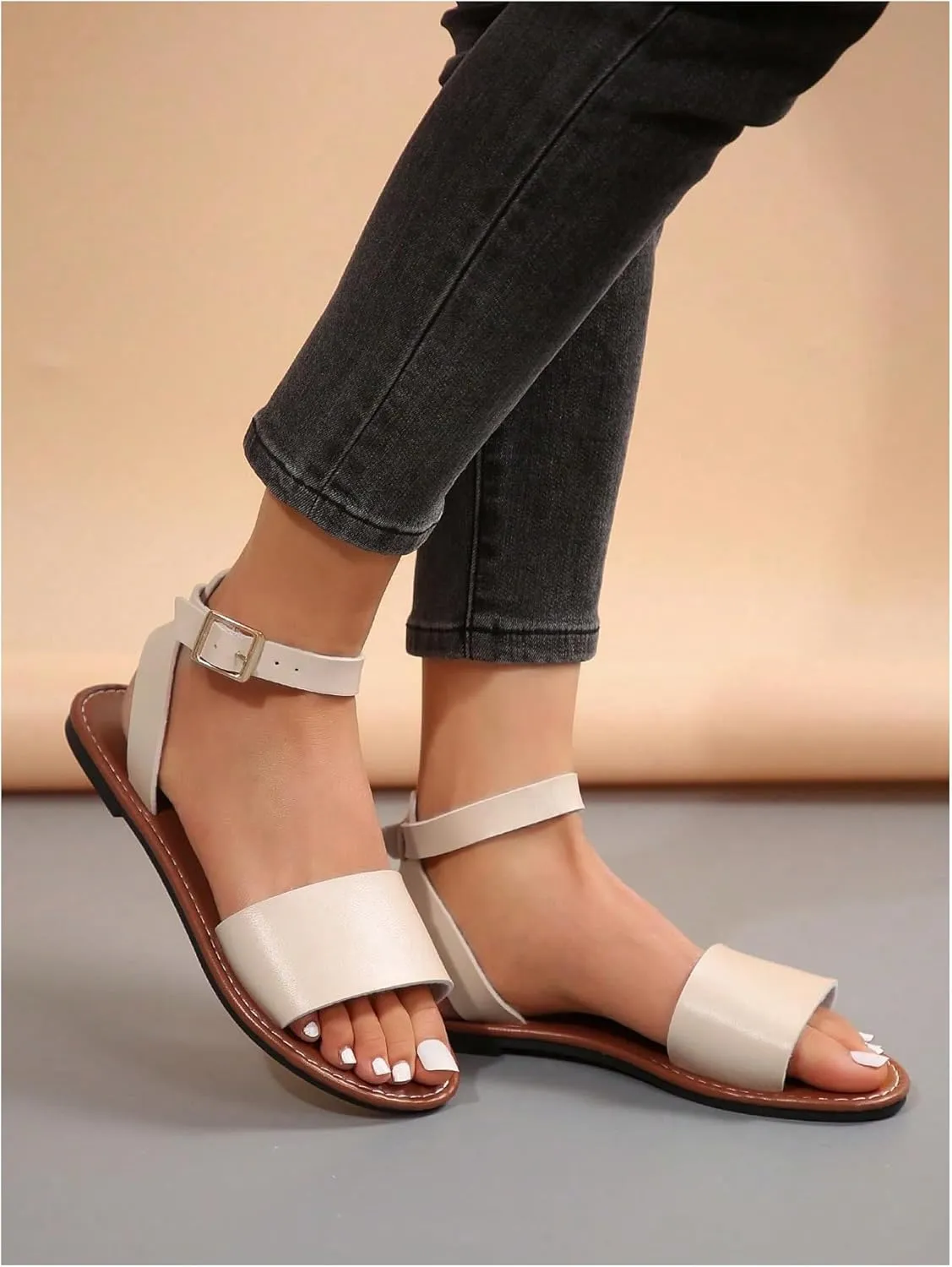 SweatyRocks Women's Open Toe Leather Flat Sandals Single Bands Ankle Strap Sandals