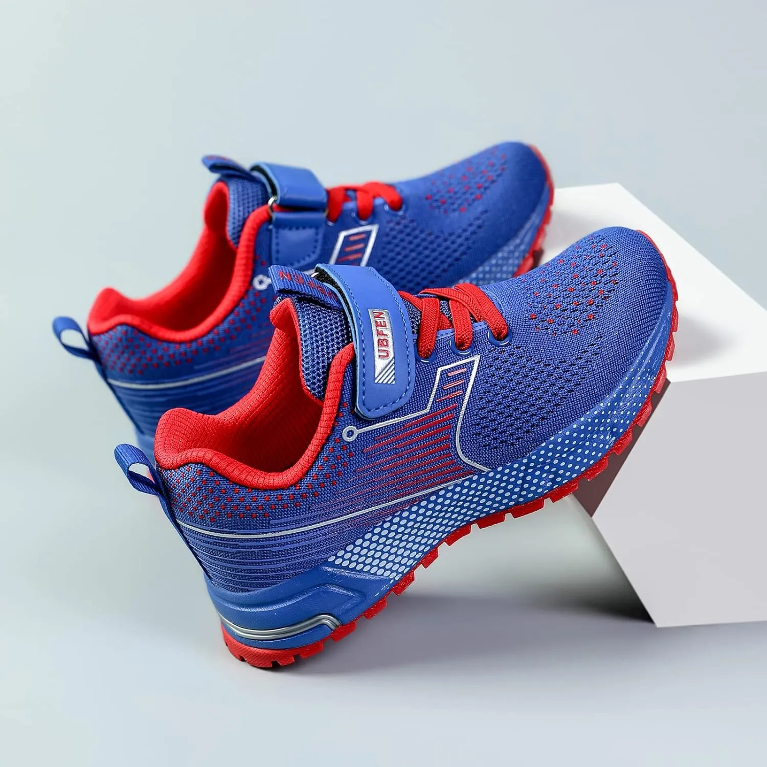 UBFEN Kids Sneakers Boys Girls Tennis Shoes for Running Athletic Walking Gym Sports Lightweight Breathable