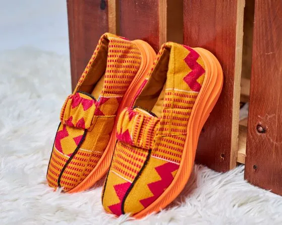 Women’s | Handwoven Esi Kente Shoe with Arch Support-Step Into Style