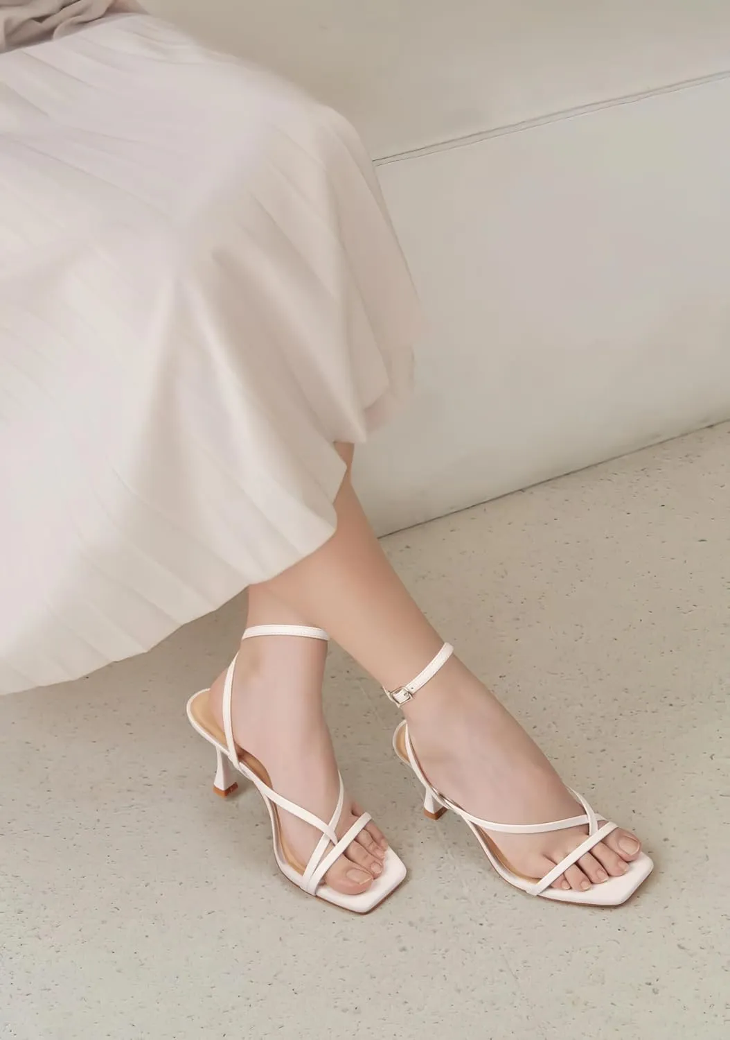 Women's Strappy High Heels Sandals Square Open Toe Ankle Strap Slingback Thong Stilettos Shoes for Wedding