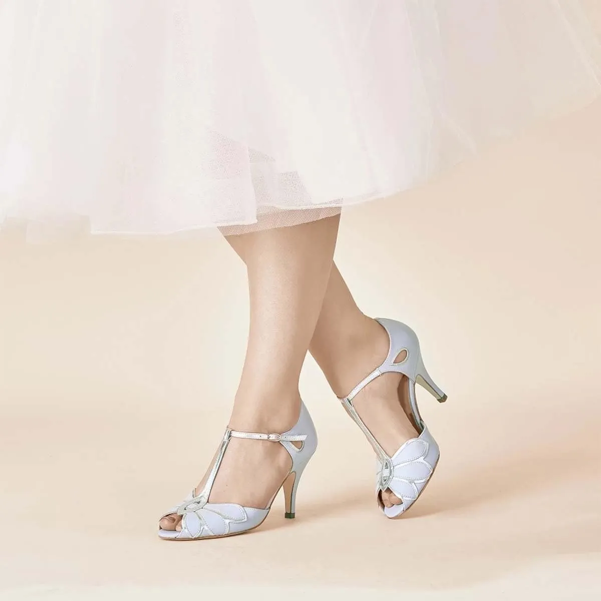XYD Women Dance Ballroom Latin Jazz Sandals Mid Heels Peep Toe T-Strap Butterfly Bridal Evening Fancy Pumps Shoes