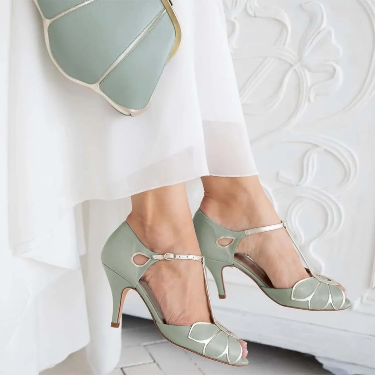 XYD Women Dance Ballroom Latin Jazz Sandals Mid Heels Peep Toe T-Strap Butterfly Bridal Evening Fancy Pumps Shoes